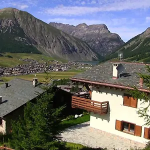 Elena Apartmán